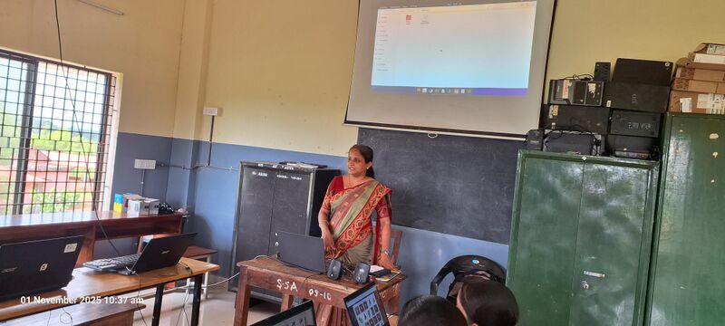 പ്രമാണം:11017 LKCAMP RPCLASS.jpg