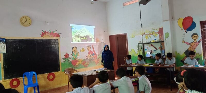 പ്രമാണം:18217 glps parappur hi tech.jpg