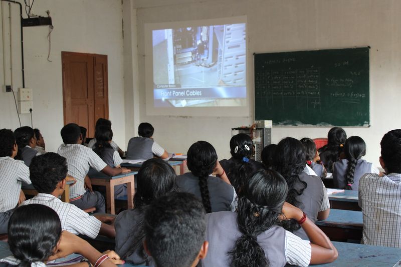 പ്രമാണം:28012 LK 16af.jpg