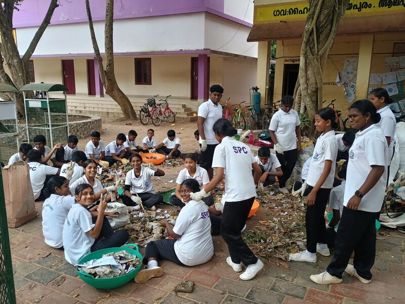 പ്രമാണം:35059-2025-26-SPC-ResponsibleWasteManagement-1.jpg