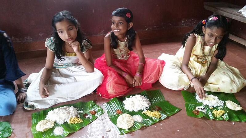 പ്രമാണം:35231 onam19 20.jpg