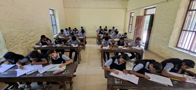 പ്രമാണം:38077 Onam Exam 2025.jpg