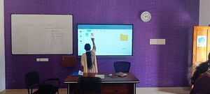 43008 hightech classroom.jpg