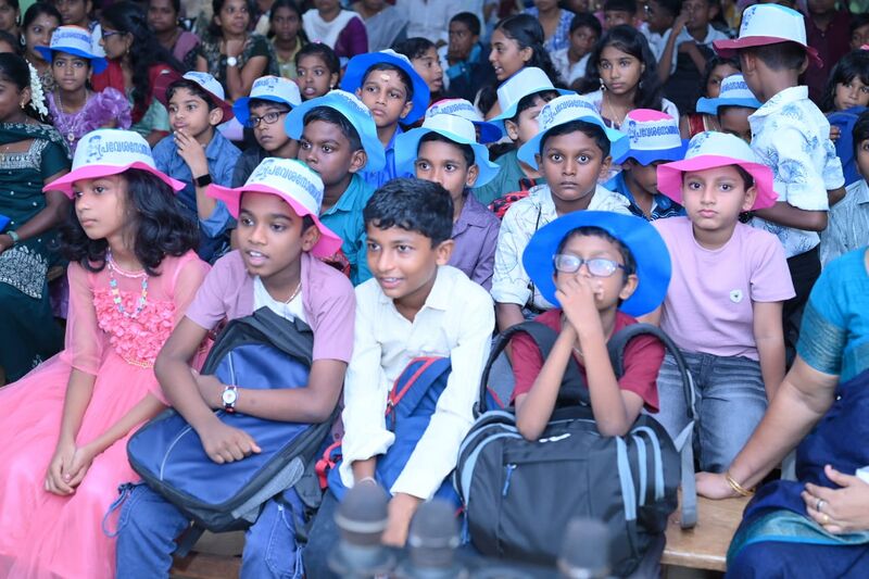 പ്രമാണം:44042-2.jpg