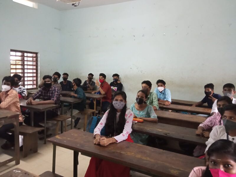 പ്രമാണം:BS21 TSR 23074 6.jpg