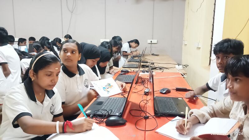 പ്രമാണം:LITTLE KITE CAMP2025.jpg