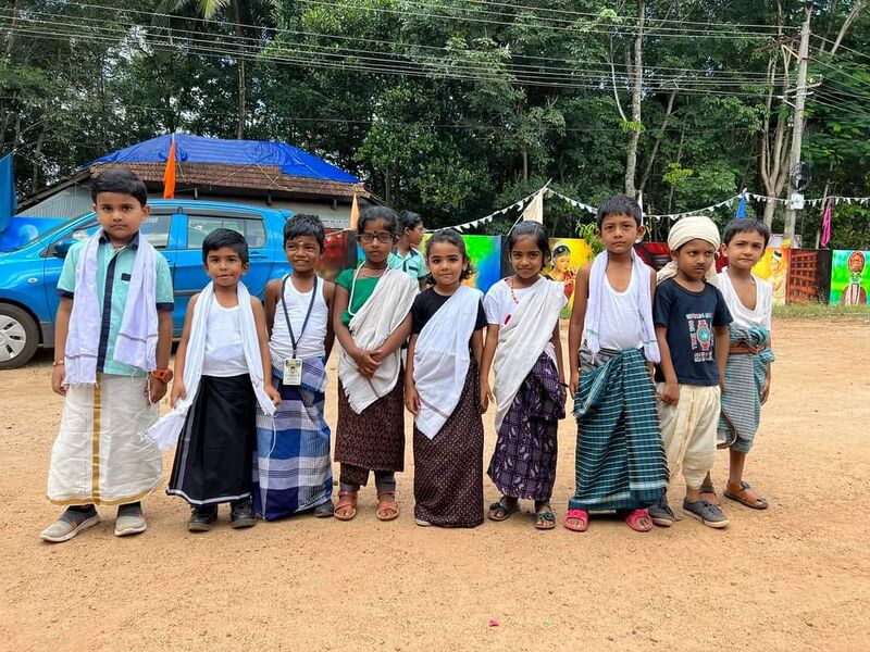 പ്രമാണം:കുട്ടി കർഷകർ.jpeg