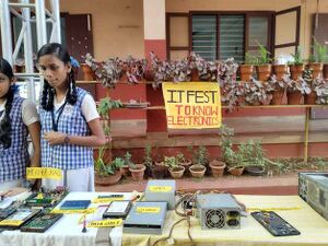 16002 lk it fest4 2022-23.jpeg