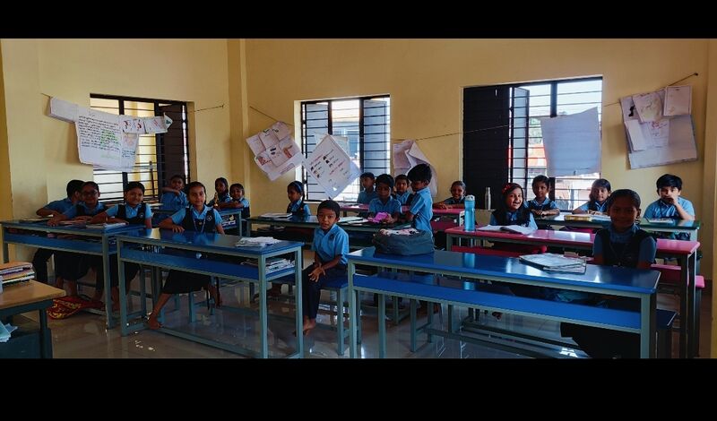 പ്രമാണം:18567-class room.jpg
