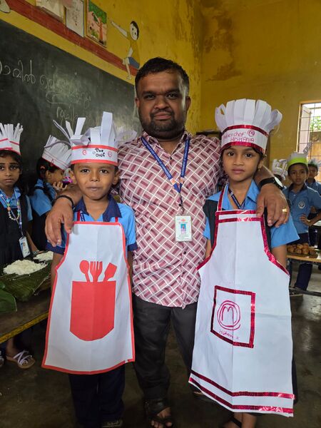 പ്രമാണം:19862 food4.jpg