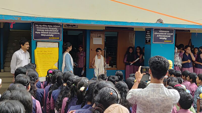 പ്രമാണം:42085 vaikkam 3.jpg