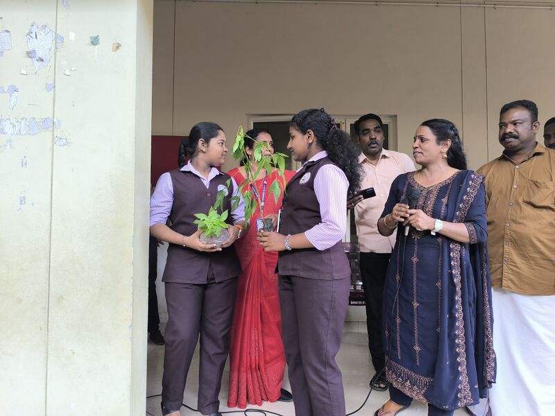 പ്രമാണം:44029 2432.jpg