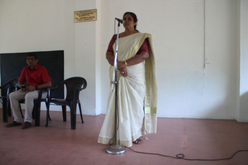 പ്രമാണം:JESSY IDIKHULA.jpg