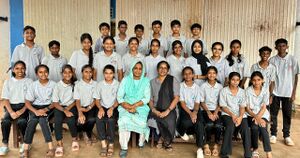 11005 kite members.jpg