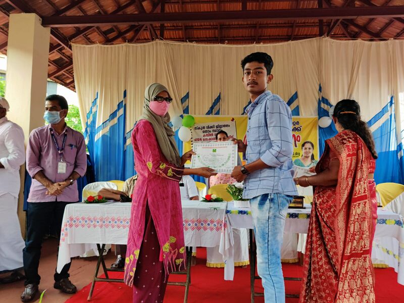 പ്രമാണം:13055 scout17.jpeg