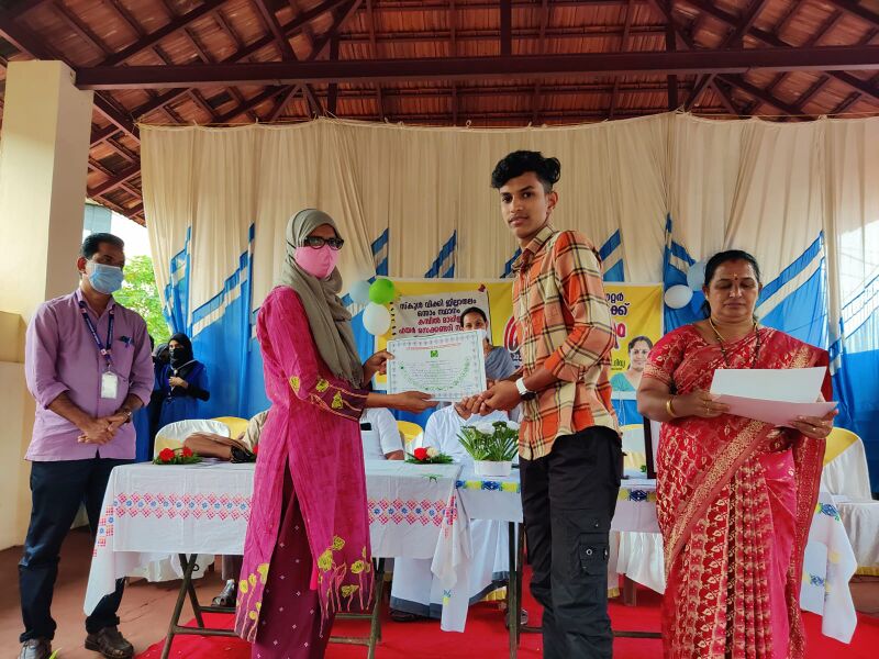 പ്രമാണം:13055 scout18.jpeg