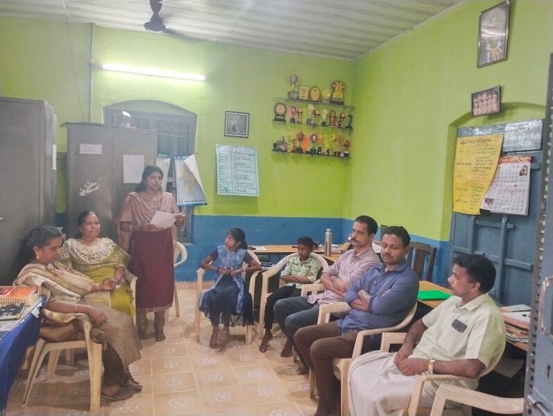 പ്രമാണം:29229 du.jpg