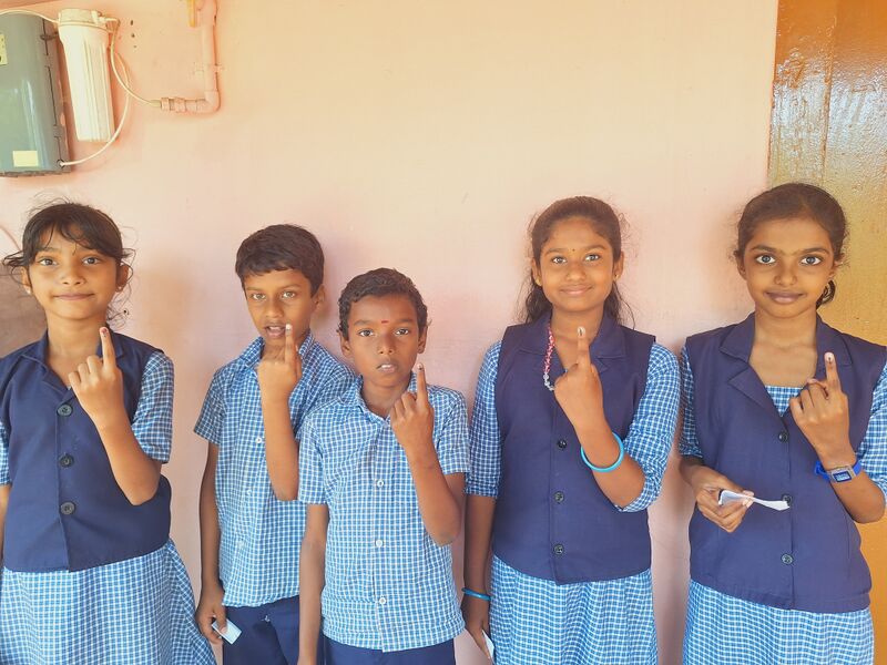 പ്രമാണം:38102- election 25p7.jpg