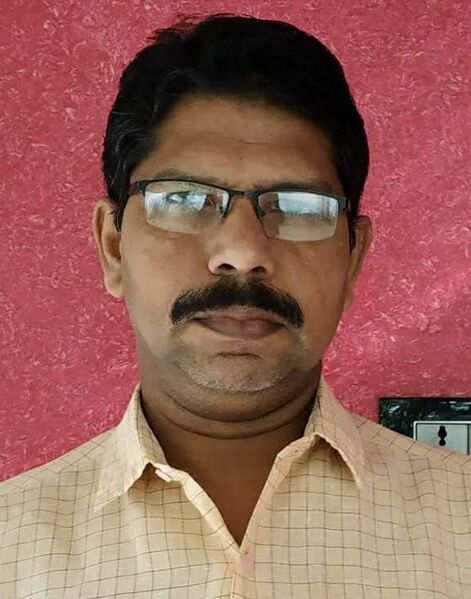 പ്രമാണം:42011 hs Shajikumar s.jpg