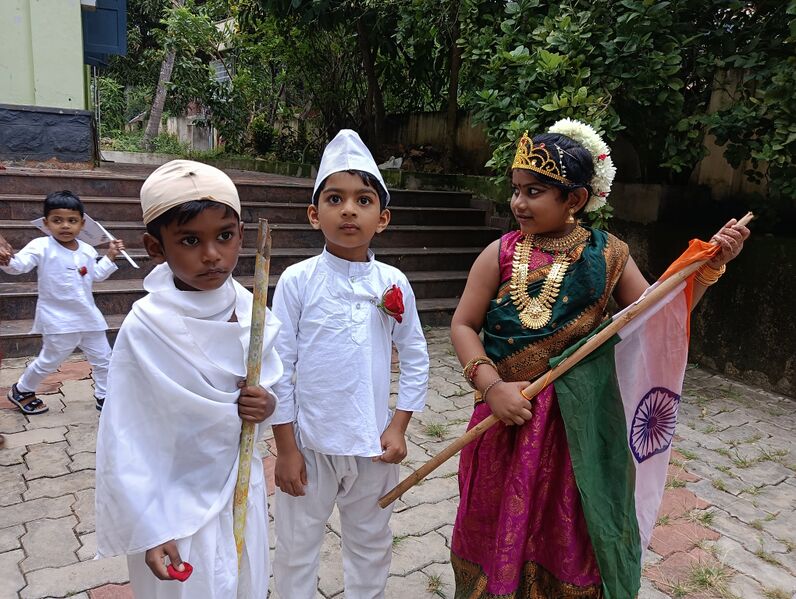 പ്രമാണം:44243 Childrens day25-6.jpg