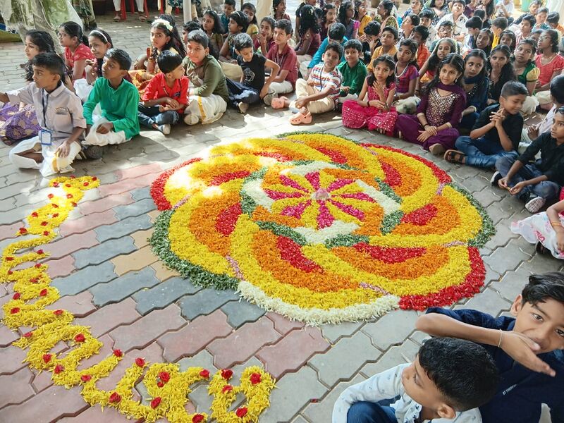 പ്രമാണം:44443 onam5 2025.jpg