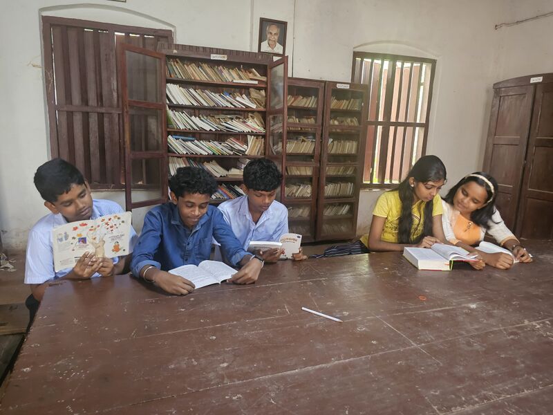 പ്രമാണം:45027 vayana dinam9.jpg