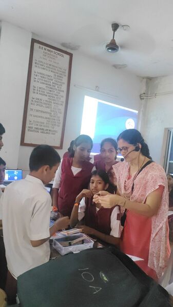 പ്രമാണം:11005 kite3.jpg