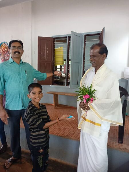 പ്രമാണം:13401 karshaka dinam glps32.jpeg