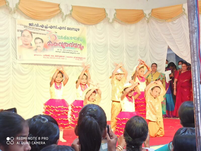 പ്രമാണം:21068 annupro4.jpeg