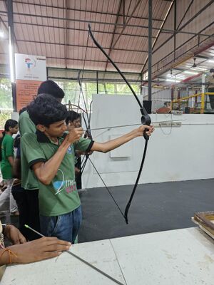 38004 archery.jpg