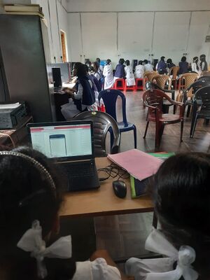 44056 smart class.jpg