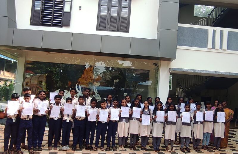 പ്രമാണം:44354 HINDI DAY 2.jpg