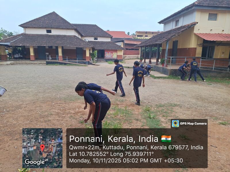 പ്രമാണം:Clean campus-AVHSS.jpeg