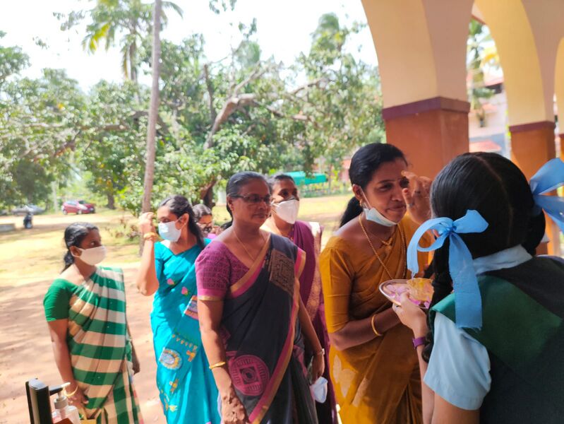 പ്രമാണം:Tr2 43065.jpeg