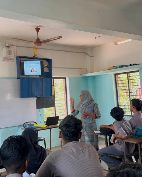 പ്രമാണം:18103 tv facility 2.jpg