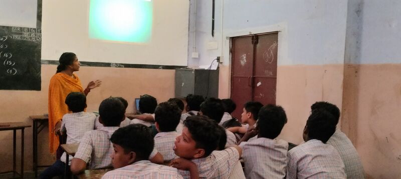 പ്രമാണം:19044 hitech 5.jpg