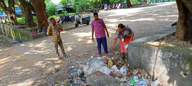 പ്രമാണം:21068 evs up3.jpeg