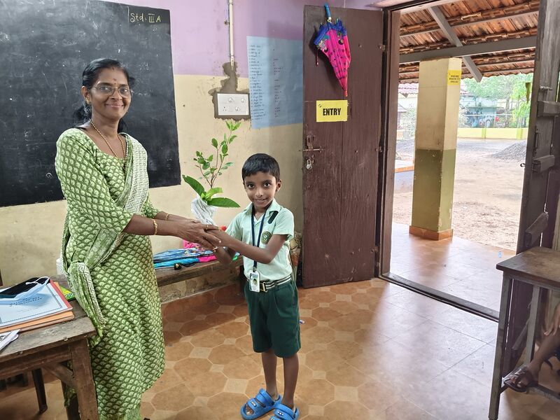 പ്രമാണം:34013 june 5 lp26b.jpg
