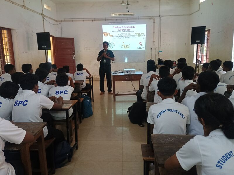 പ്രമാണം:35059-ALP-SPC-Onam camp-Snake bite awareness.jpg