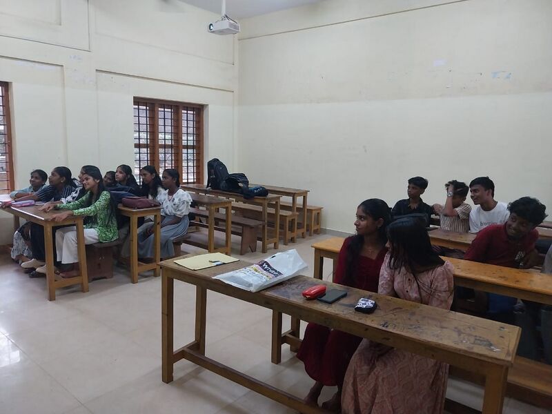 പ്രമാണം:36031 lk 2.jpg