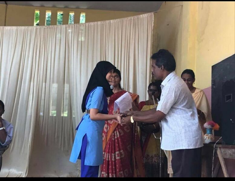 പ്രമാണം:40230 guide.jpg