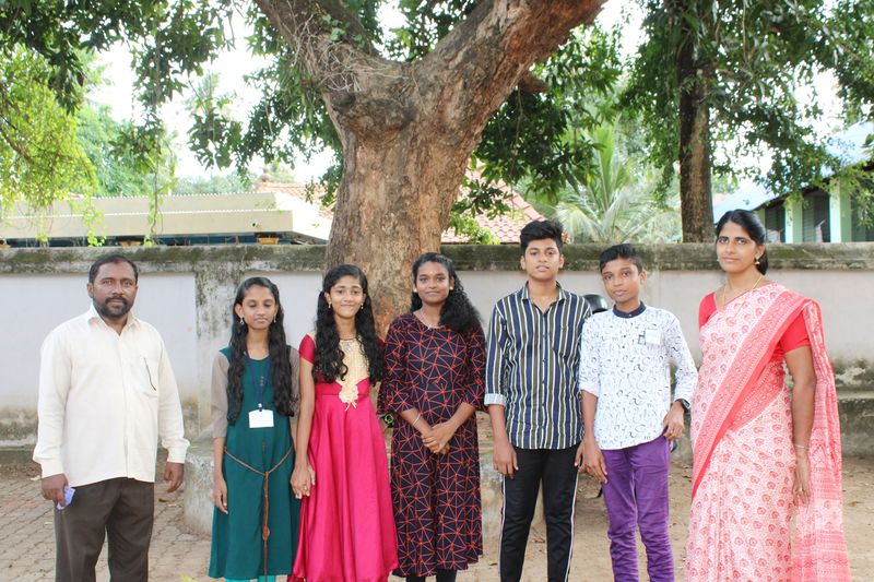 പ്രമാണം:41030 lkb37.jpg