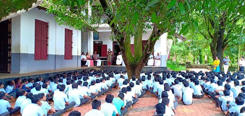 പ്രമാണം:45051 kk12.jpg