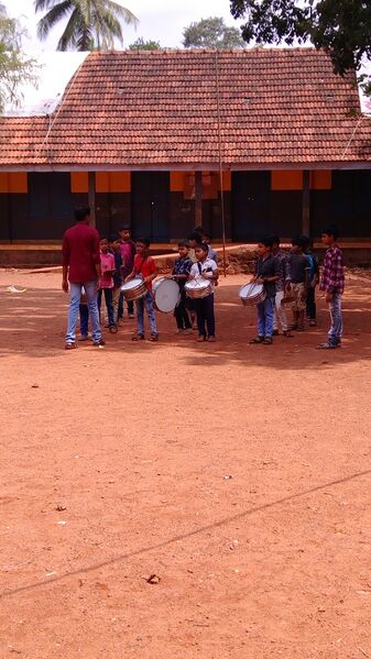 പ്രമാണം:48538 58.resized.jpg