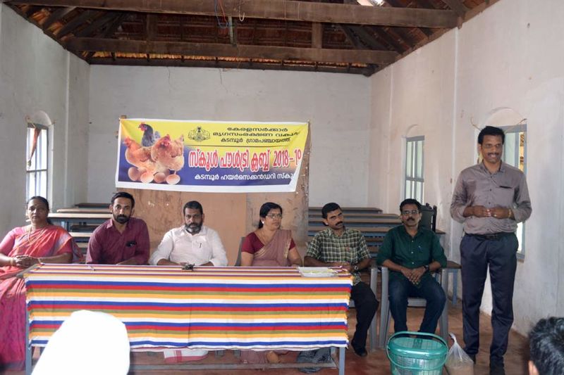 പ്രമാണം:Kadambur poultry009.jpg