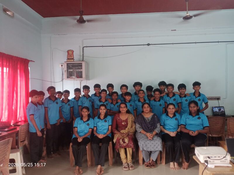പ്രമാണം:13034 summercamp1.jpg