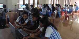 31076 computer lab 3.JPG