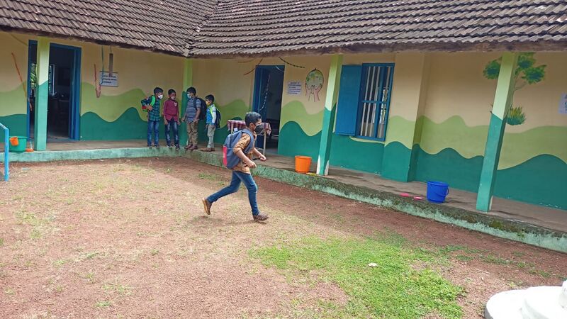 പ്രമാണം:BS21 PTA 37326 1.jpg