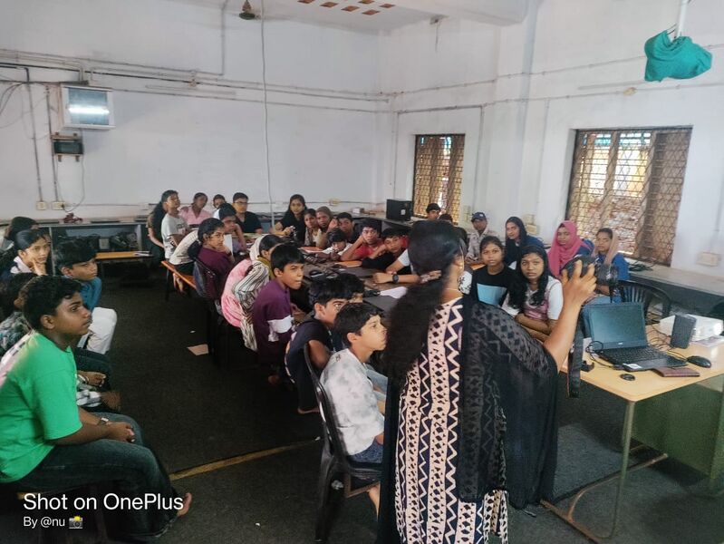 പ്രമാണം:Camp photo 2.jpg