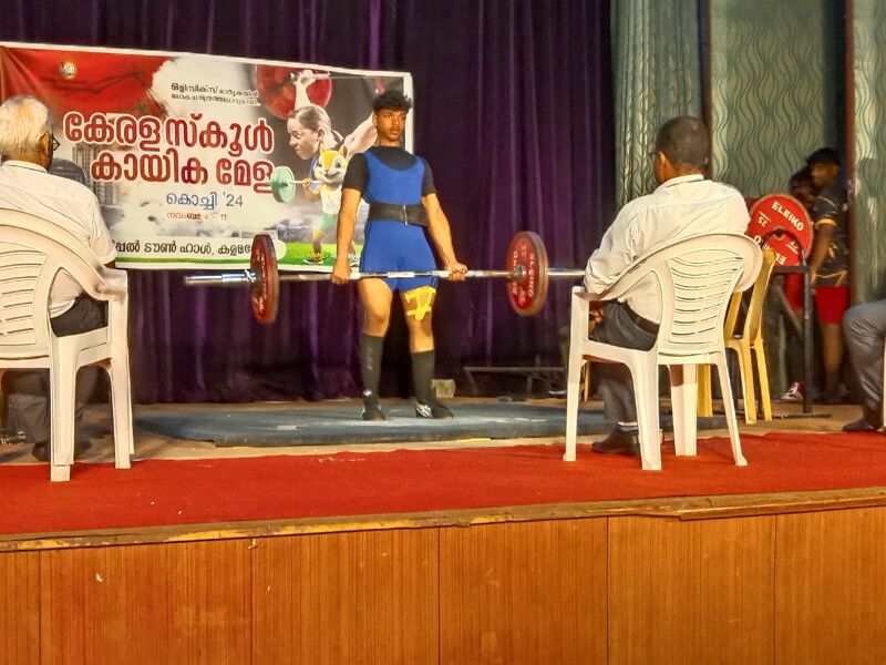പ്രമാണം:Ksk-2024-powerLifting-muncipalTH Kalamassery-25014-ghsEloor 4.jpg